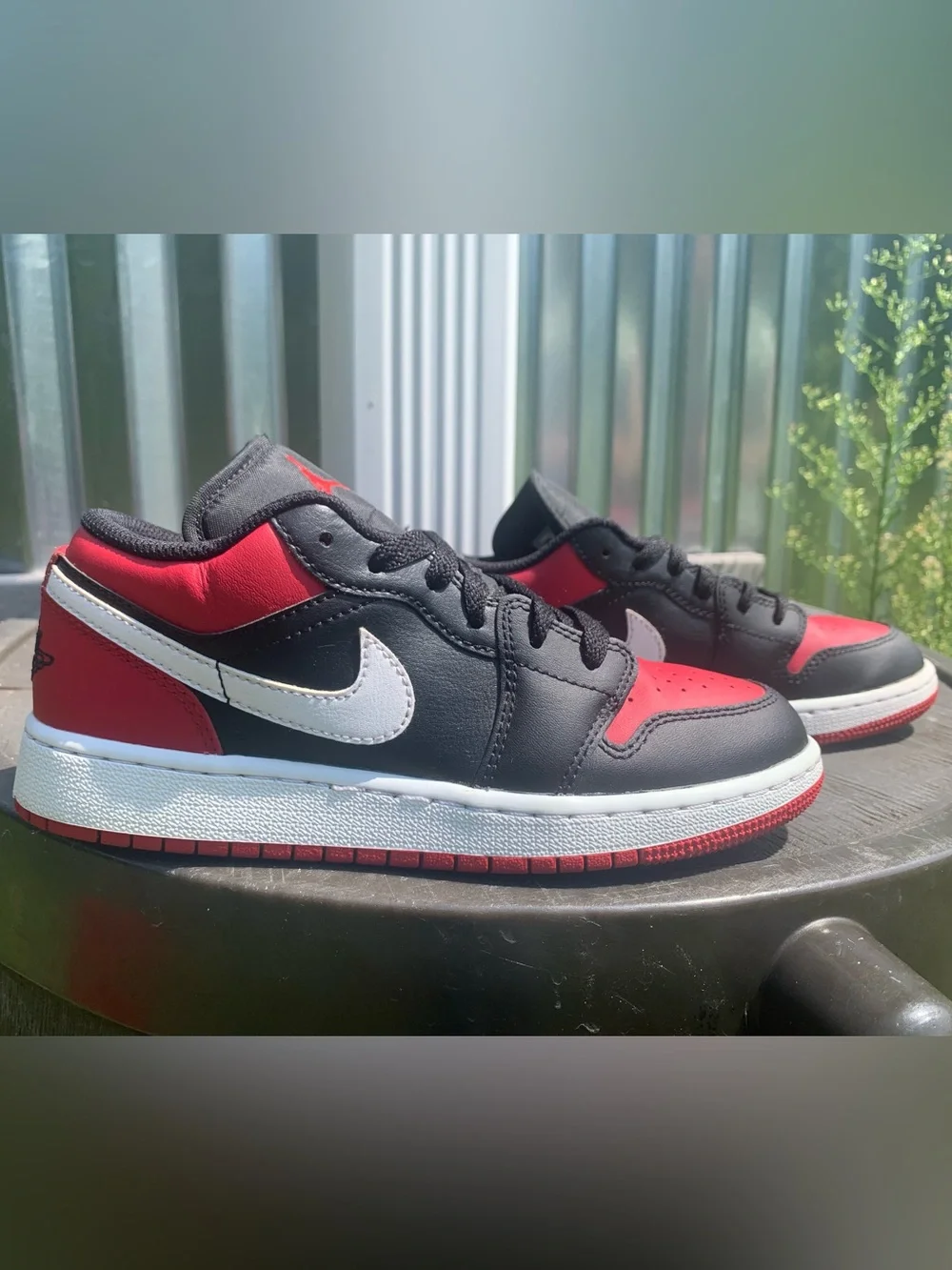 Nike Air Jordan 1 Low ‘Alternate Bred Toe’ Nike 553560-066 Size 4Y